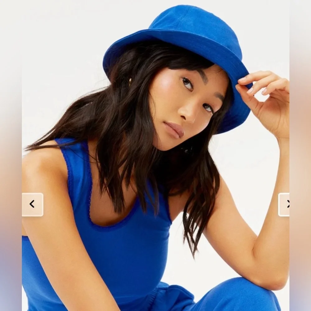 💙Frankies Bikinis Women Casual/Summer Bucket Hat Sz Medium Blue💙 - Picture 1 of 7